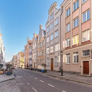 Ogarna Baltus, Main Old Town By Downtown Gdańsk
